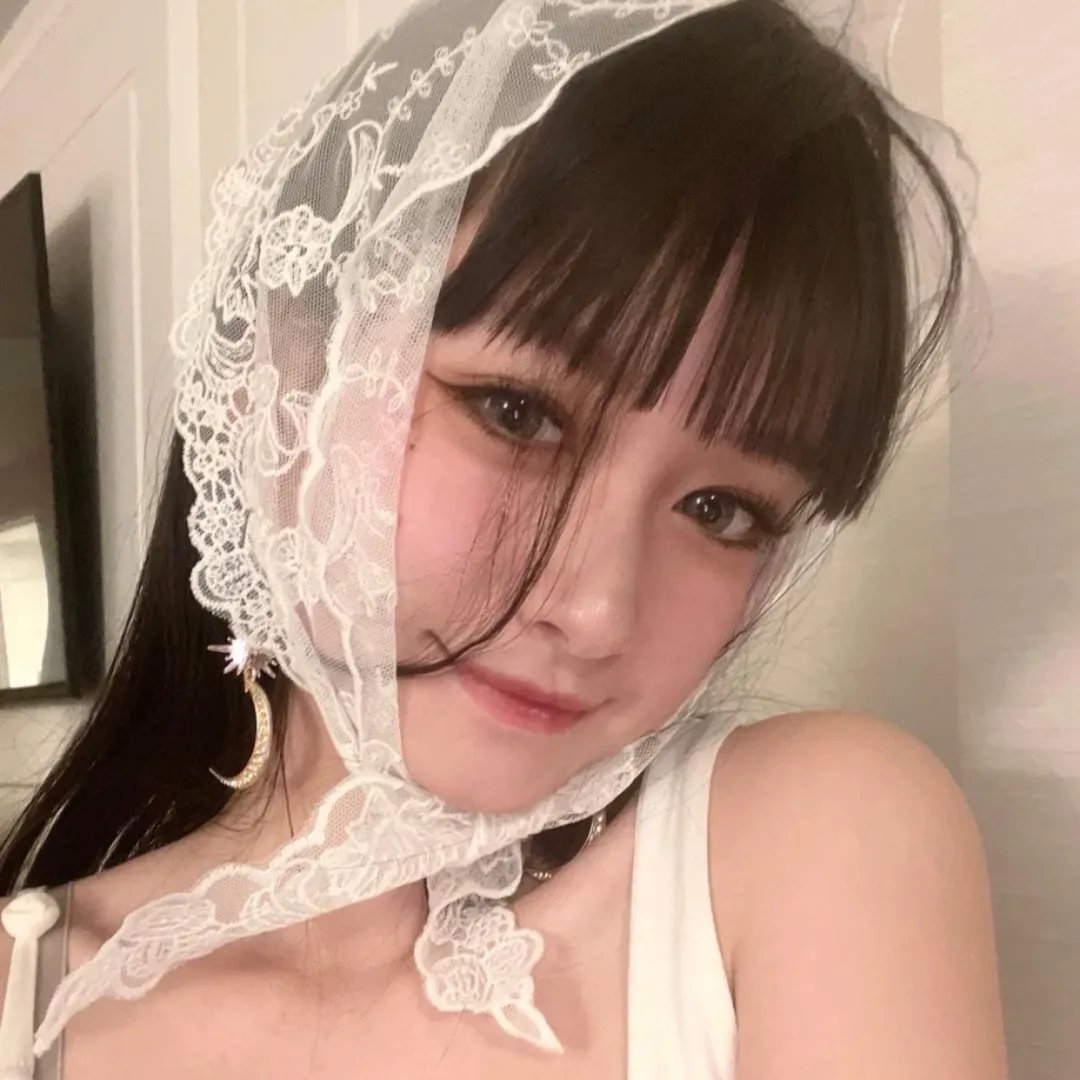 裸女林